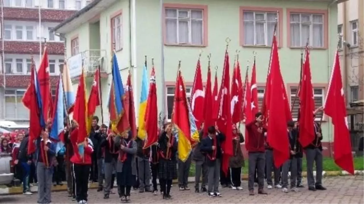 Vezirköprü\'de Öğretmenler Günü Kutlandı