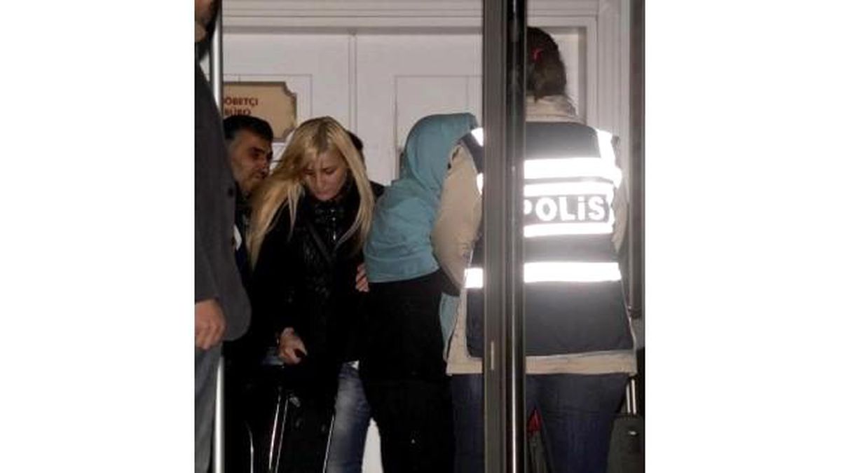 Antalya\'da Fuhuş Operasyonu