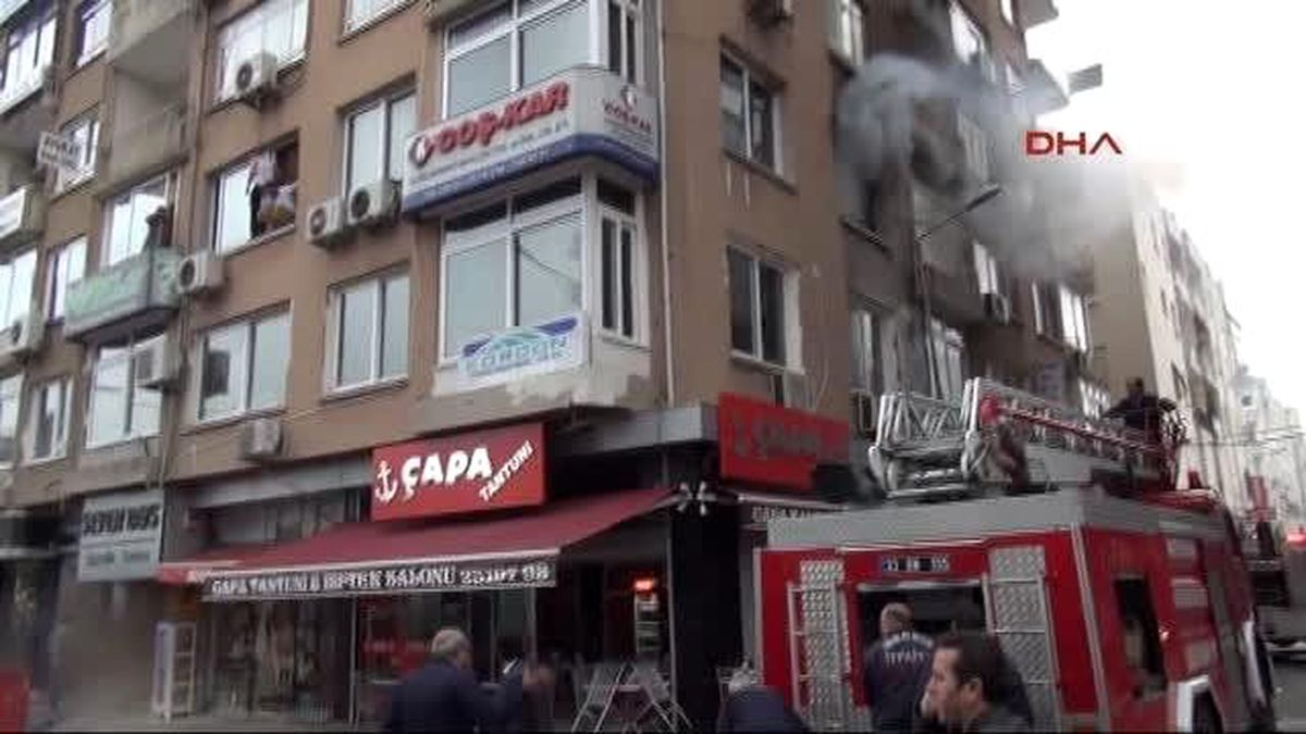 Mersin\'de Babalarının İşyerini Yaktılar