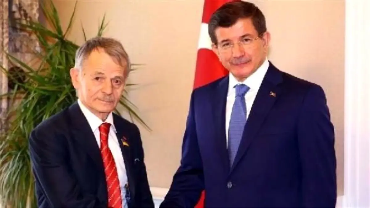 Davutoğlu, Kırım Tatarları Lideri Kırımoğlu\'nu Kabul Etti