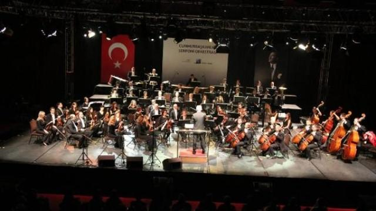 Cumhurbaşkanlığı Senfoni Orkestrası, Zonguldak\'ta Konser Verdi