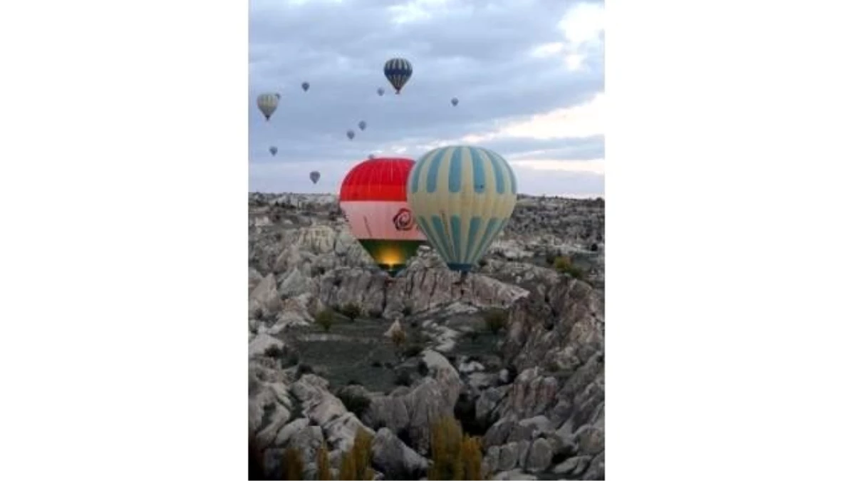 Kapadokya\'da Balonlar Yeniden Havalandı