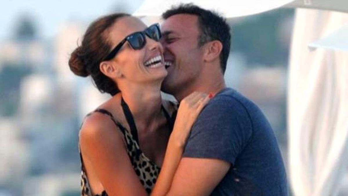 Mustafa-Emina Sandal Çifti, Reklam Zengini Oldu