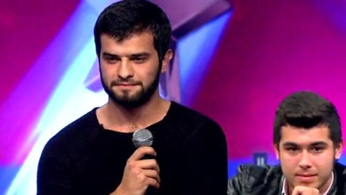 Peruma\'dan Şarkı Performansı