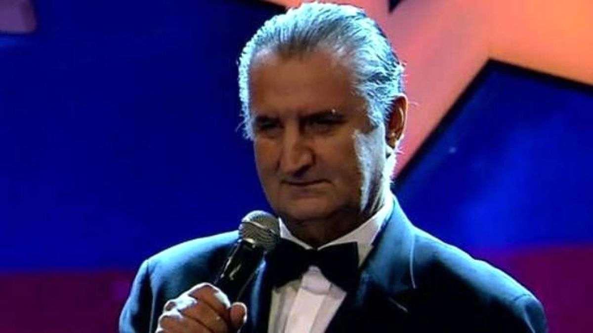 Riccardo Mancini\'den Şarkı Performansı