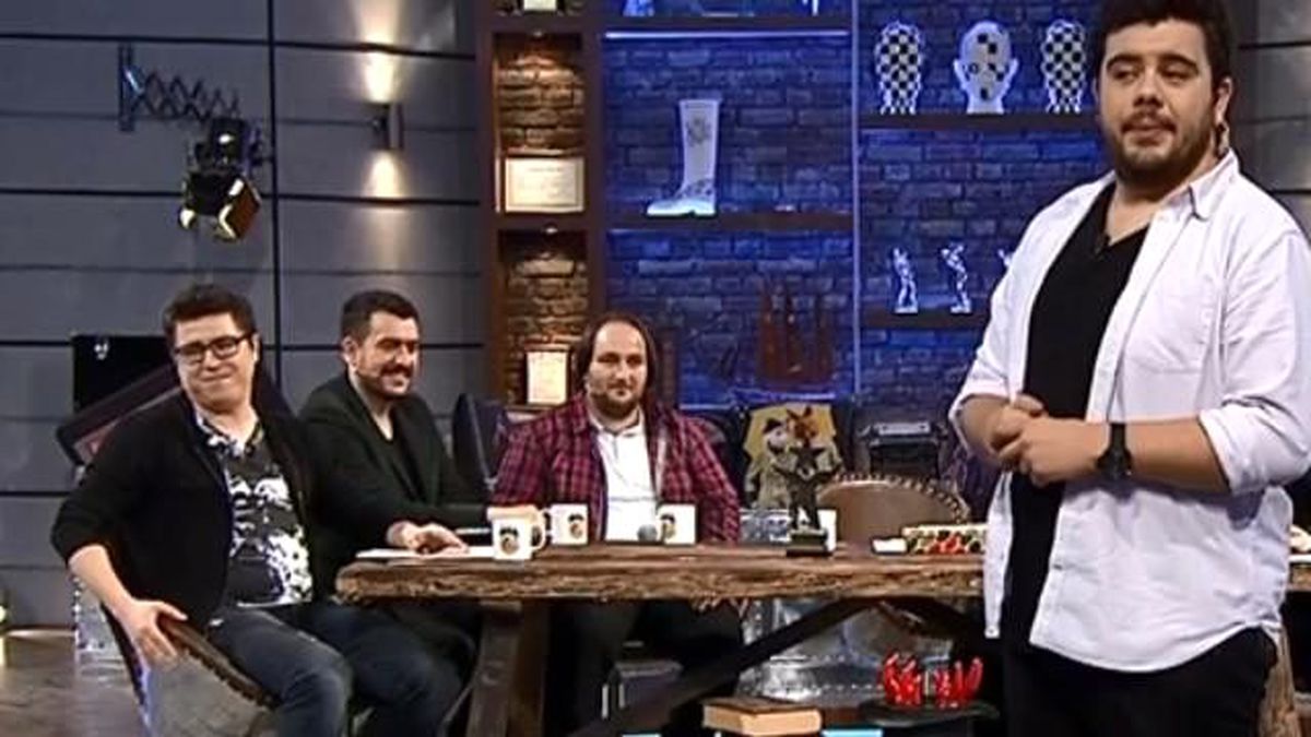 3 Adam'a Telefonla Bağlanan Gökhan Yine...