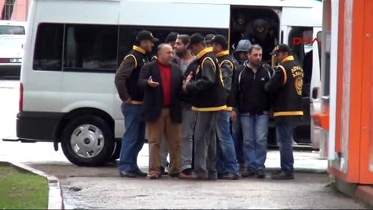 Adana Kumar Oynanan Partinin 9 Yöneticisine Binaya Yaklaşmama Cezası