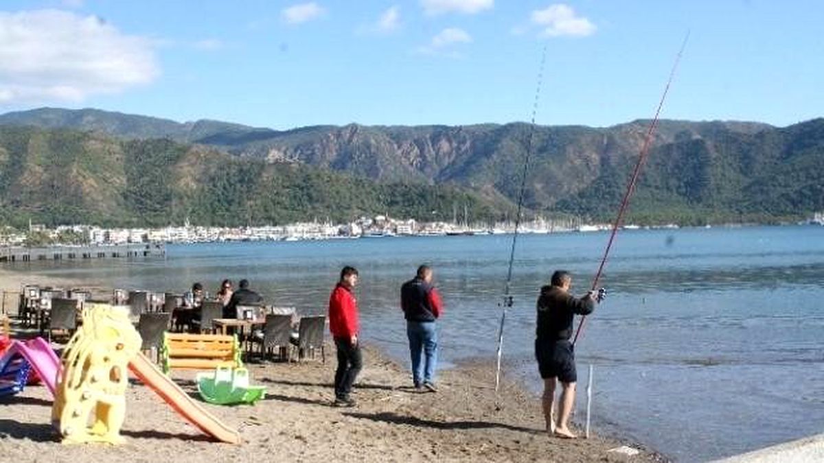 Antalya\'da Kış, Marmaris\'te Yaz