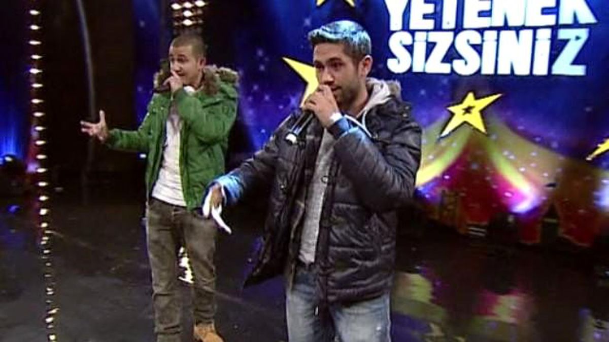 Ayberk ve Yunus\'un İkinci Tur Performansı