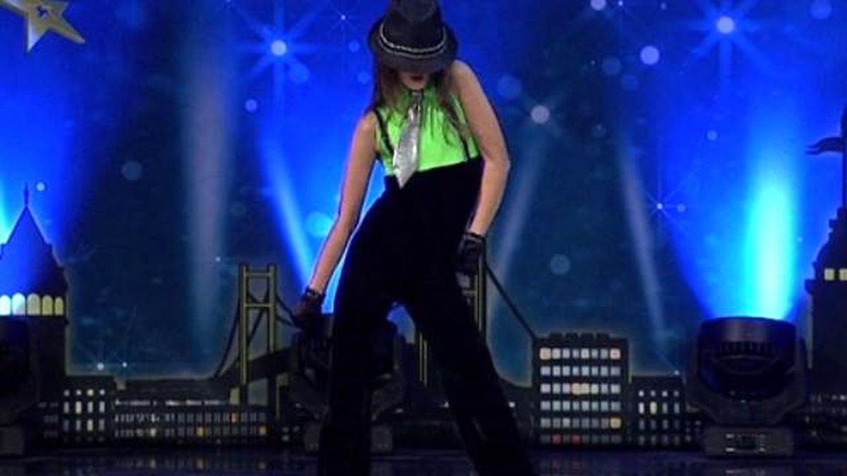 Ayşe Ebrar Duran\'ın Dans Performansı