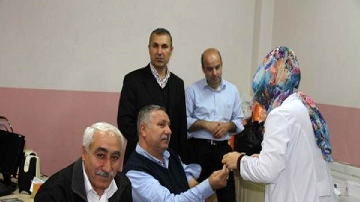 Bağlar Belediyesi Çalışanları Sağlık Taramasından Geçti