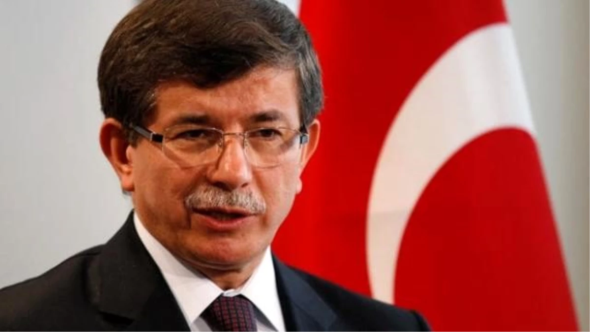Başbakan Davutoğlu Barzani\'yi Türkiye\'ye Davet Etti