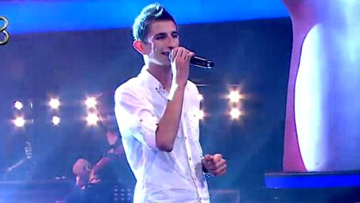 Burak Korkmaz \'Gizli Bu Aşk Söylemem\'