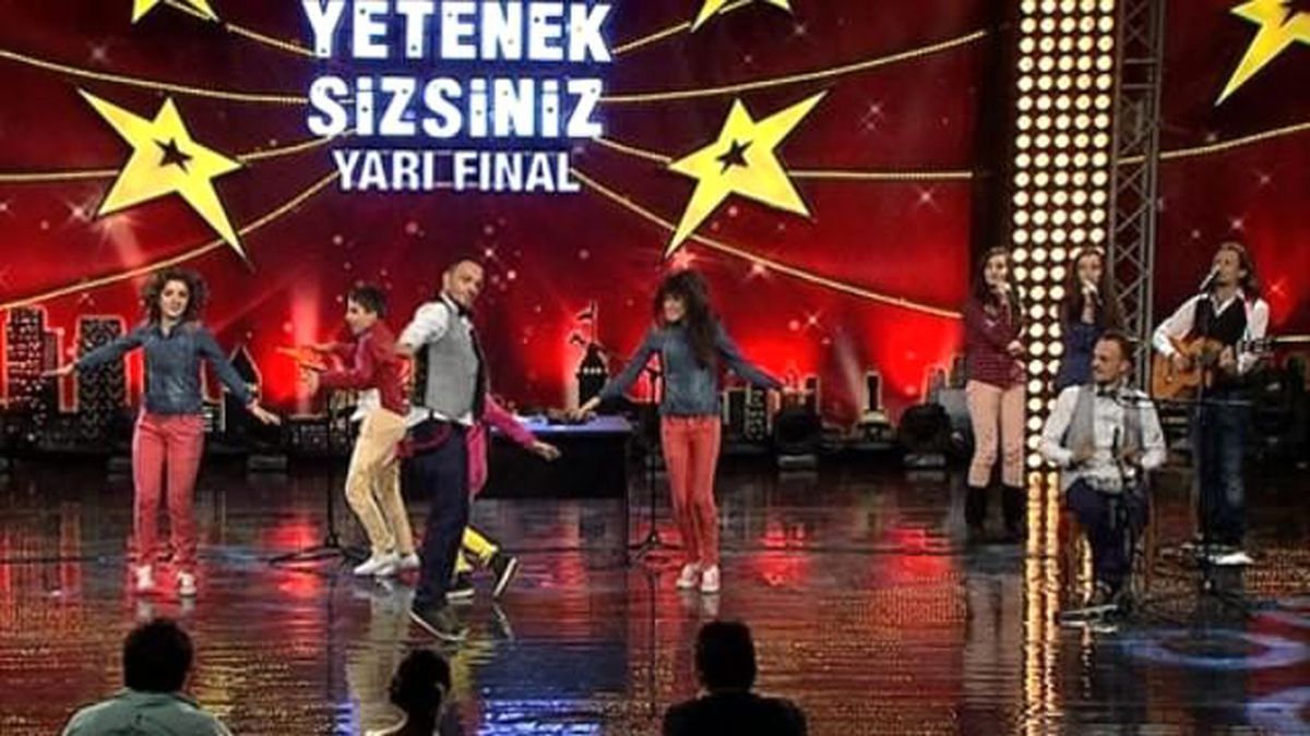 Cozurtan İkizler\'in Yarı Final Performansı