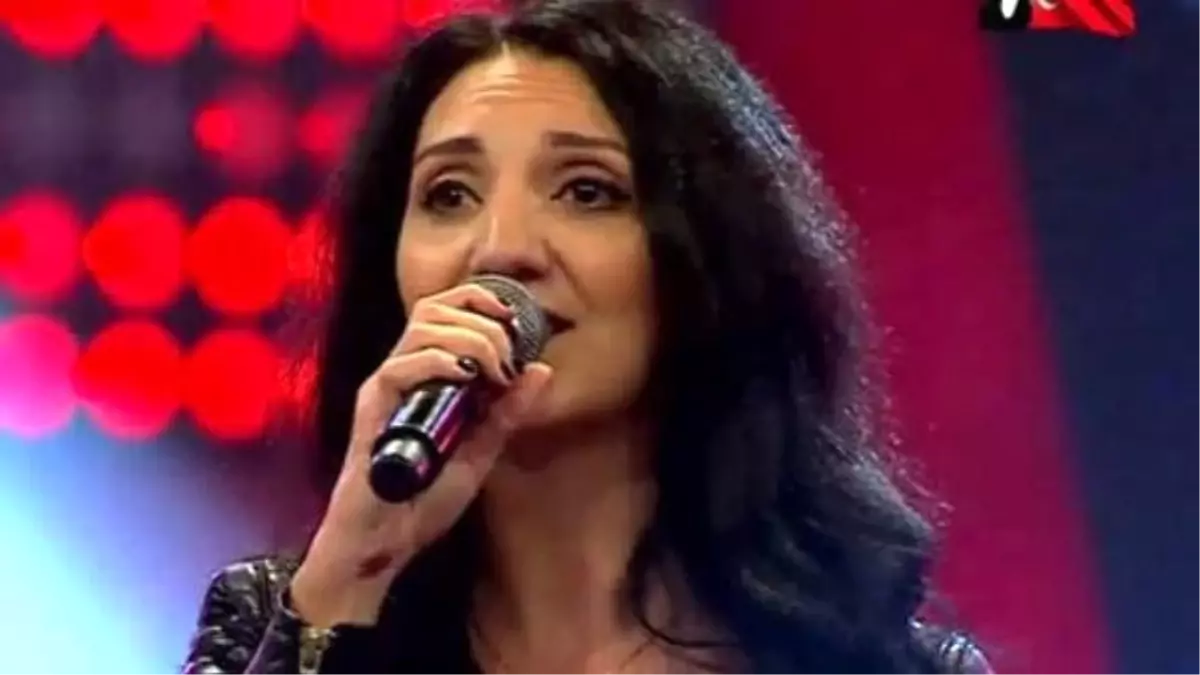 Emek Demir 'Bu Aşk Fazla Sana'