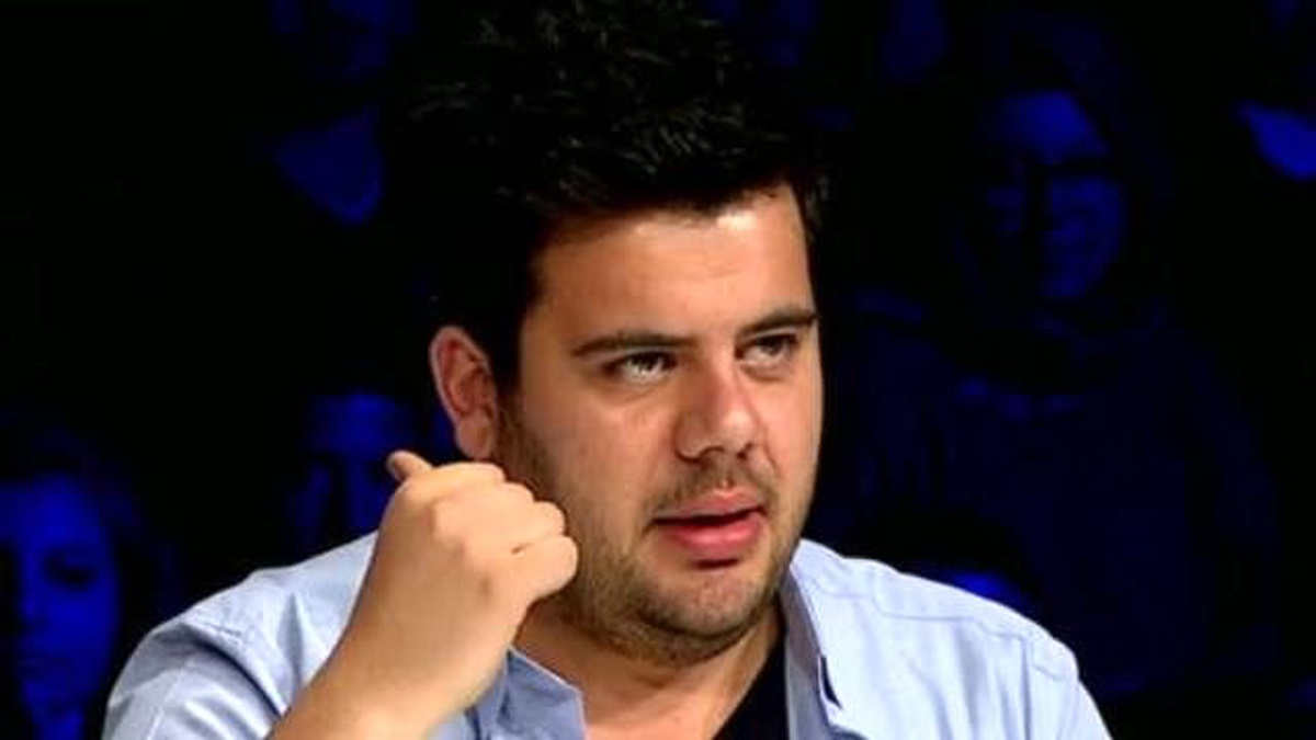 Eser\'in Yakaladığı İnce Detay