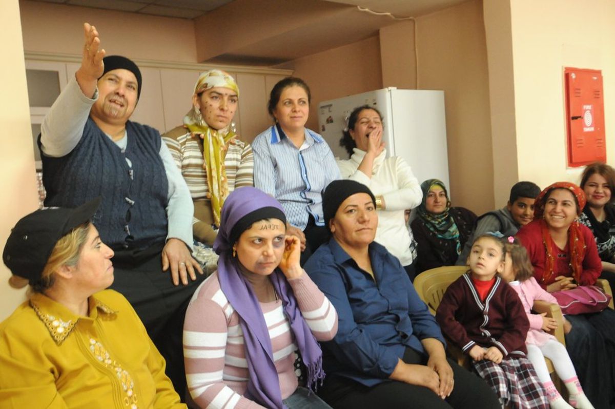 Kadınlar, Kendilerine Yönelik "ŞİDDETİ" Tiyatroyla Anlattı