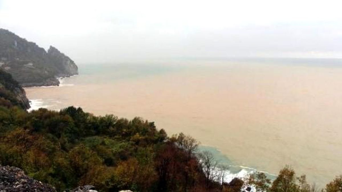 Zonguldak\'ta Karadeniz Çamur Rengini Aldı