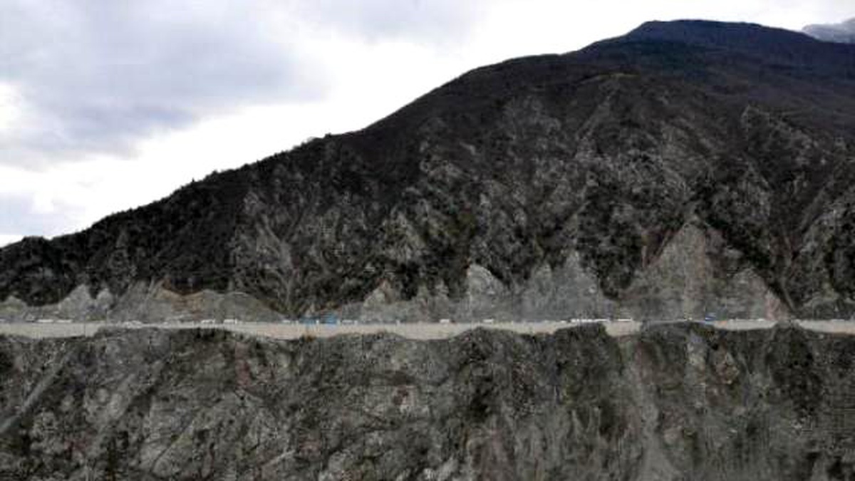 Artvin- Erzurum Karayolu 5 Saat Kapalı Kaldı