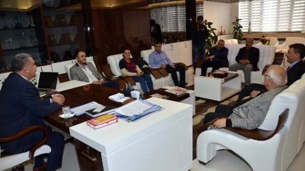 Malatya Gazeteciler Cemiyeti Yönetimi, Başkan Gürkan\'ı Ziyaret Etti