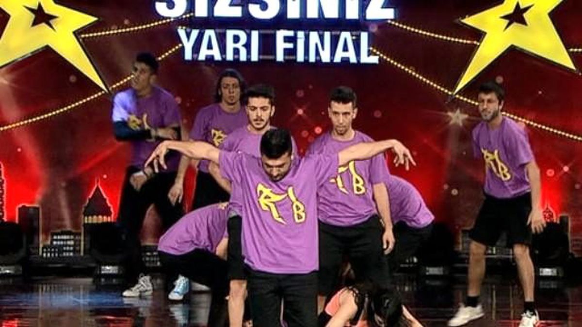 Mersin Rainbow\'un Yarı Final Performansı