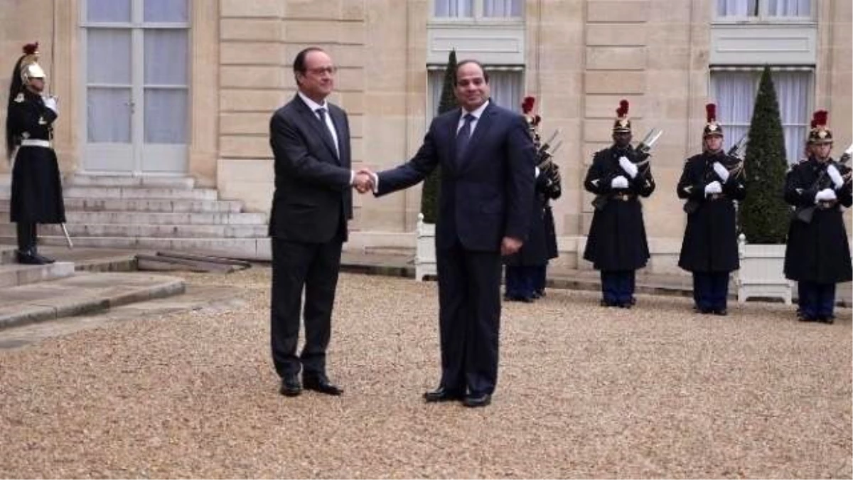 Mısır Devlet Başkanı Sisi, Fransız Mevkidaşı Hollande ile Görüştü