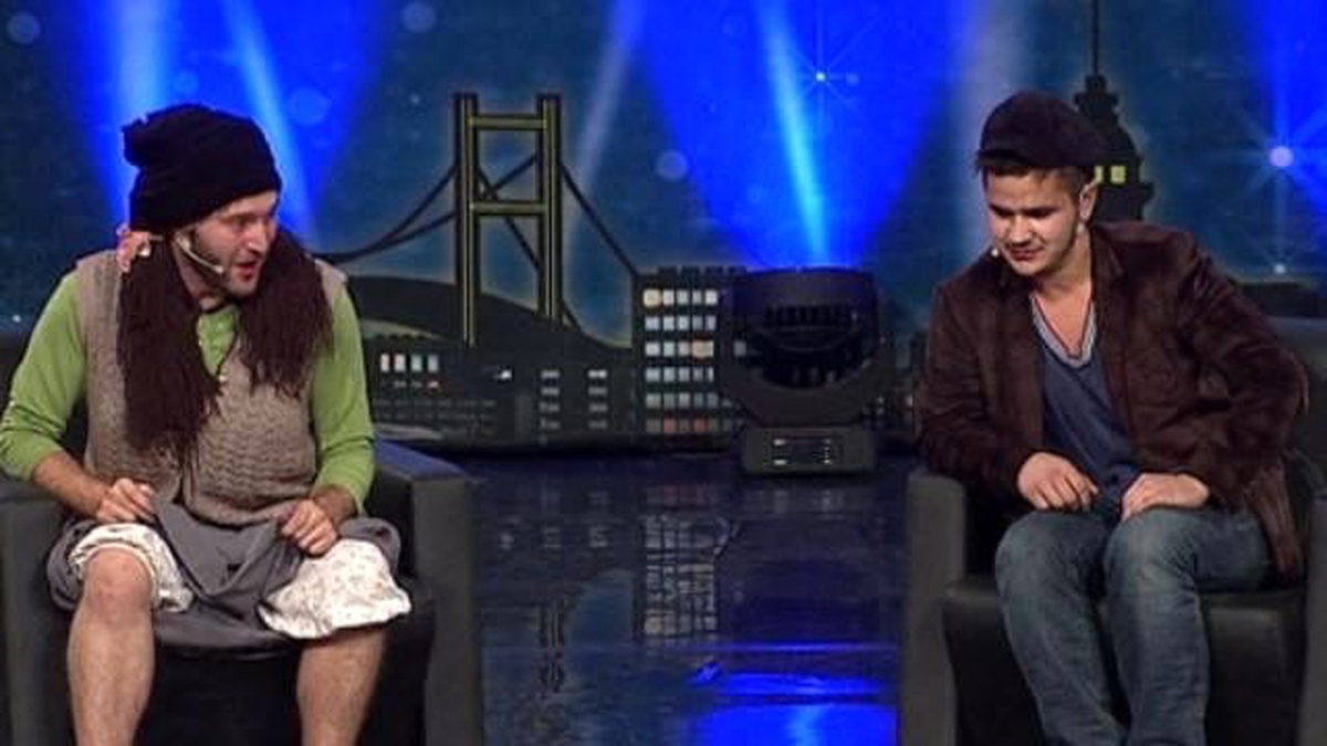 Özdemir Enes Kuru\'nun Komedi Gösterisi