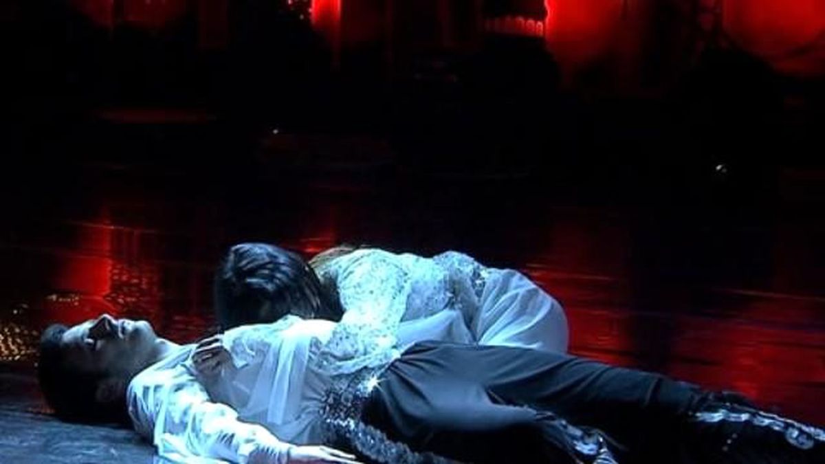 Özgün Halk Dansları\'nın Yarı Final Performansı