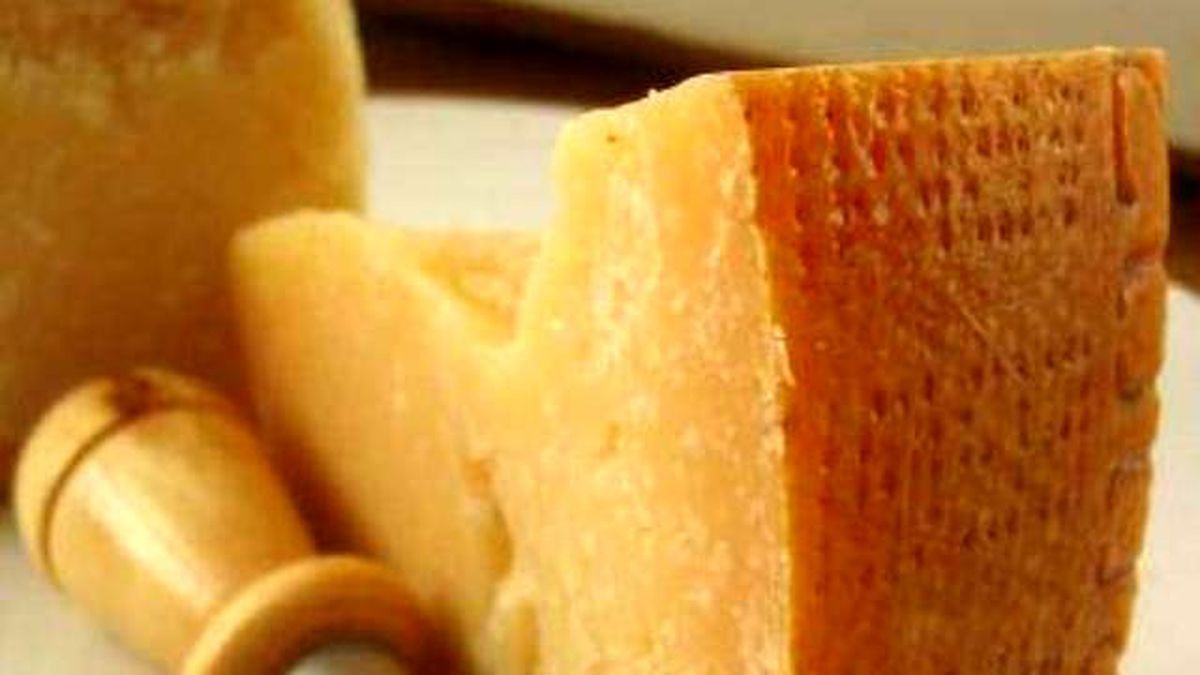 Parmesan Peyniri Nasıl Yapılıyor?