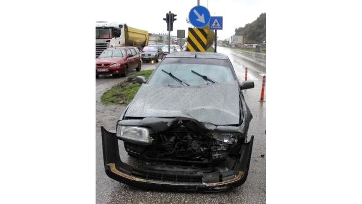 Sağanak Yağış Kazaya Sebep Oldu: 1 Yaralı