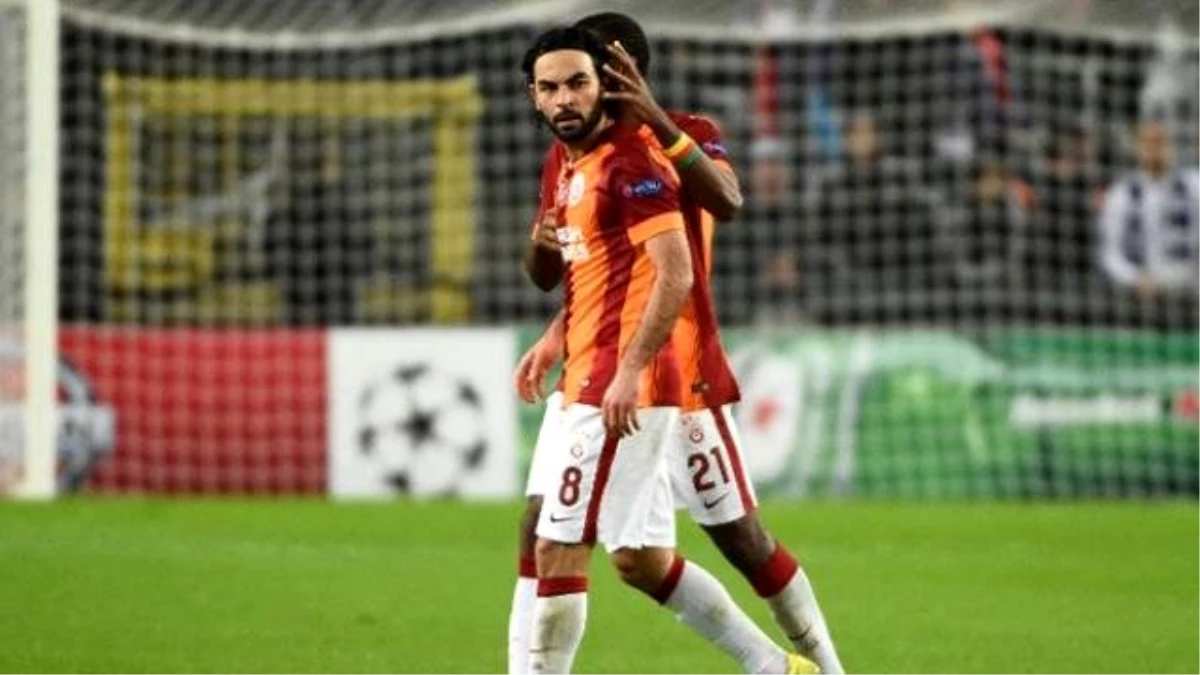 Selçuk İnan, Galatasaray\'ın Kader Maçında Kırmızı Kart Gördü
