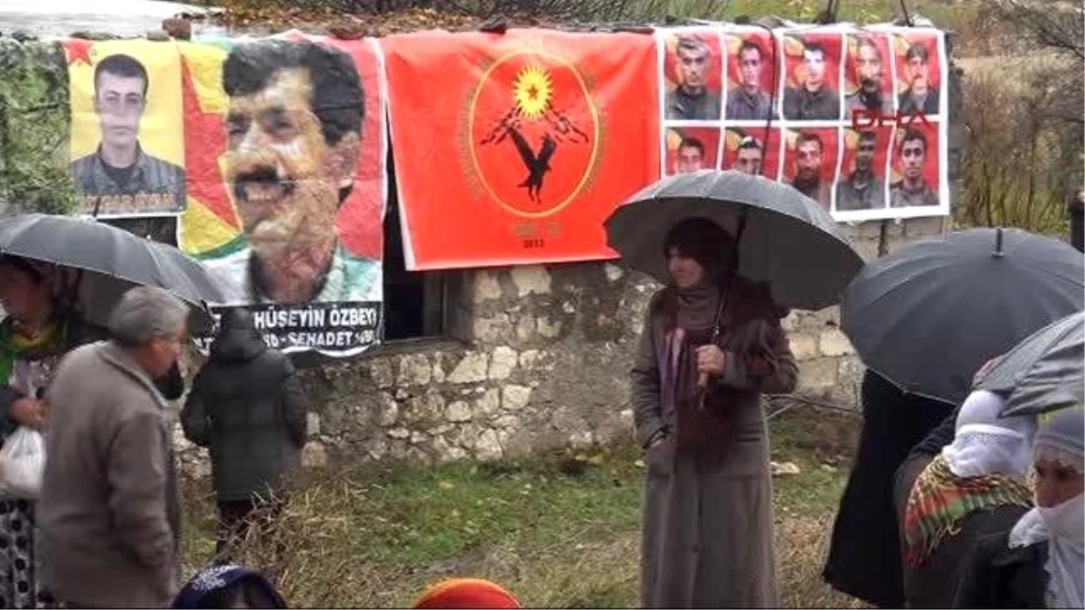 Diyarbakır Lice\'nin Fis Köyü\'nde PKK\'nın Kuruluşunu Kutladılar
