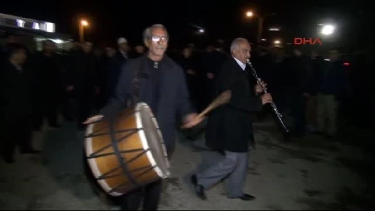 Elazığ Bahçeli\'ye Coşkulu Karşılama