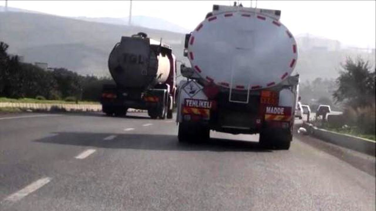 İzmir\'de Uçak Yakıtı Vurgunu