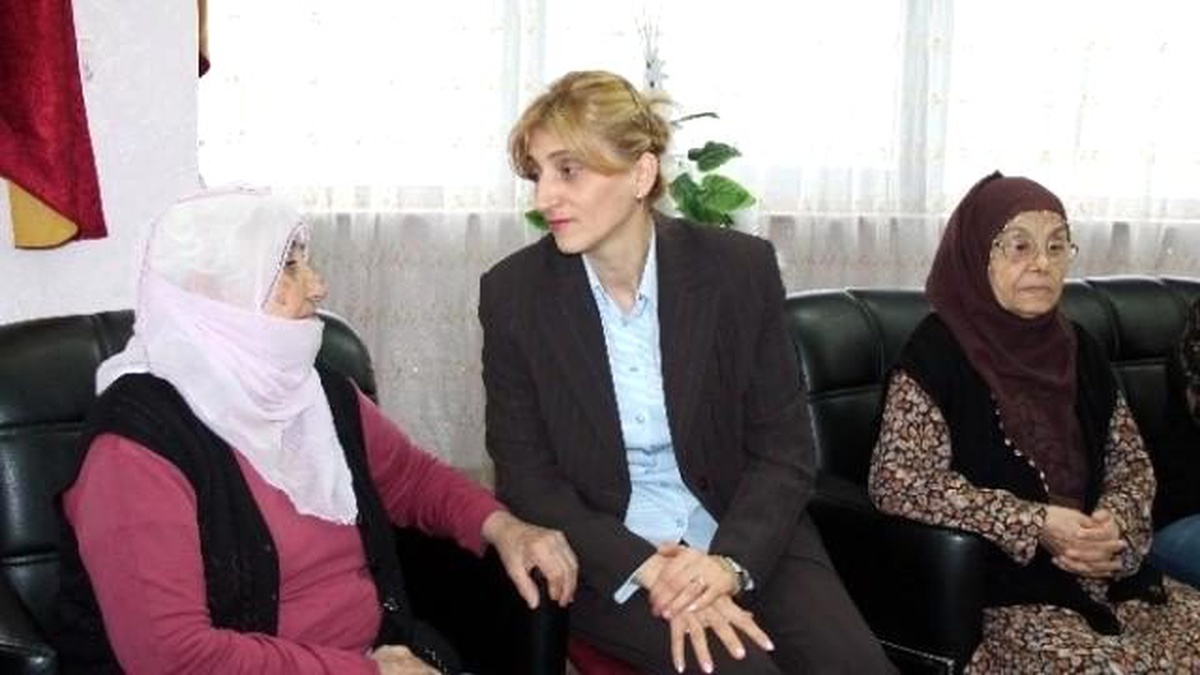 Kadın Asker ve Asker Eşlerinden Duygulandıran Ziyaret