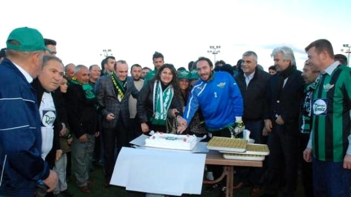 Kooperatiften 200 Mermerci ve Yakınına 200 Akhisar Belediyespor Passolig Kartı