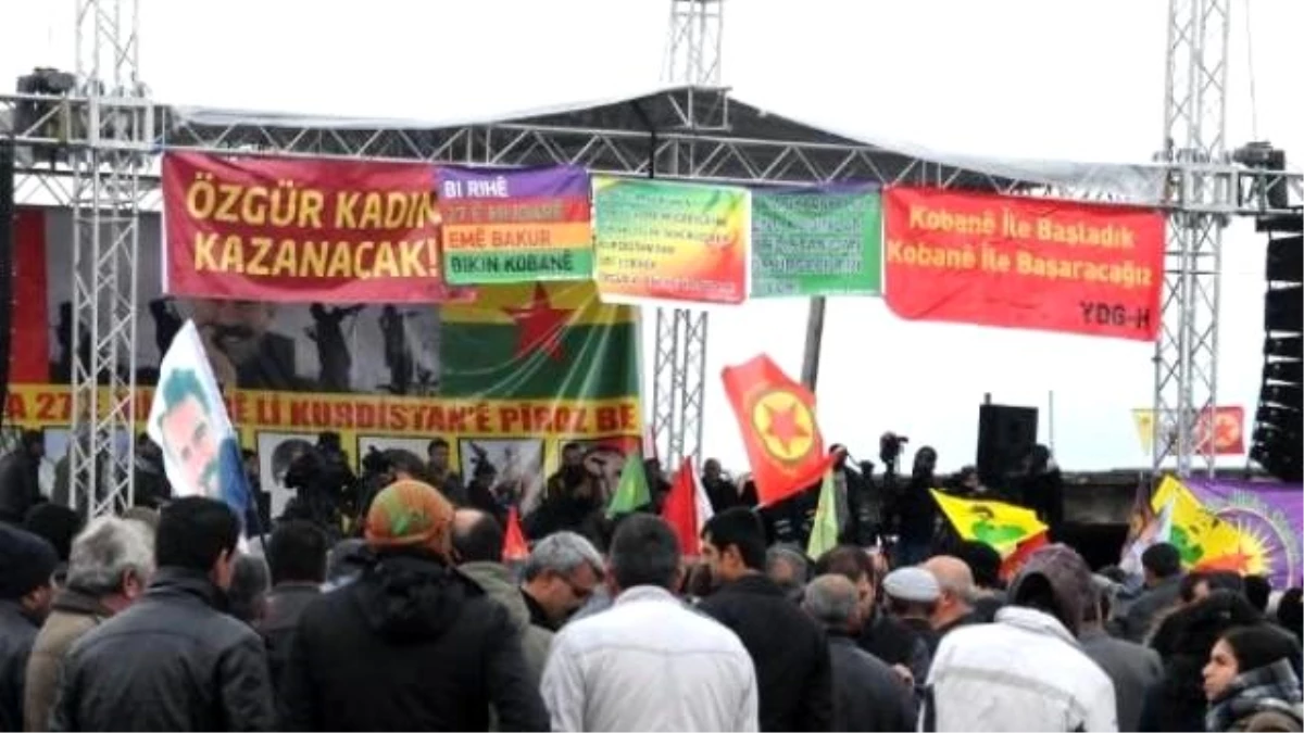 Lice\'nin Fis Köyü\'nde PKK\'nın Kuruluşunu Kutladılar (2)