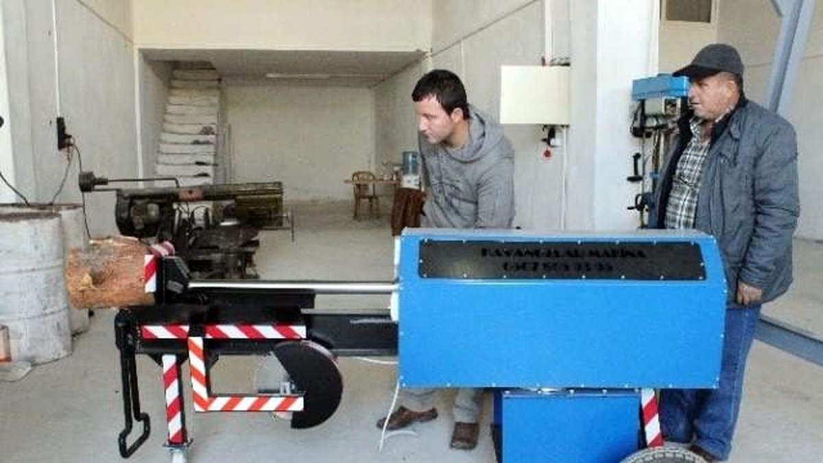 Odun Kesmekten Bıktı, Makine Tasarladı