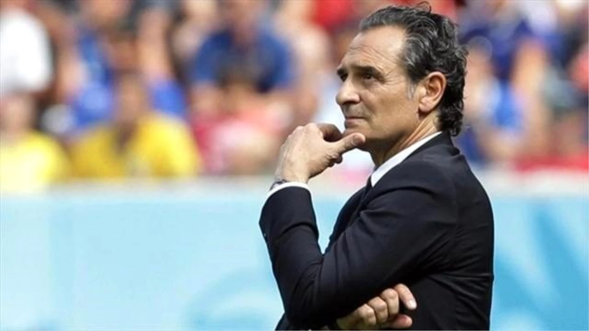 Galatasaray, Cesare Prandelli\'yi Gönderme Kararı Aldı