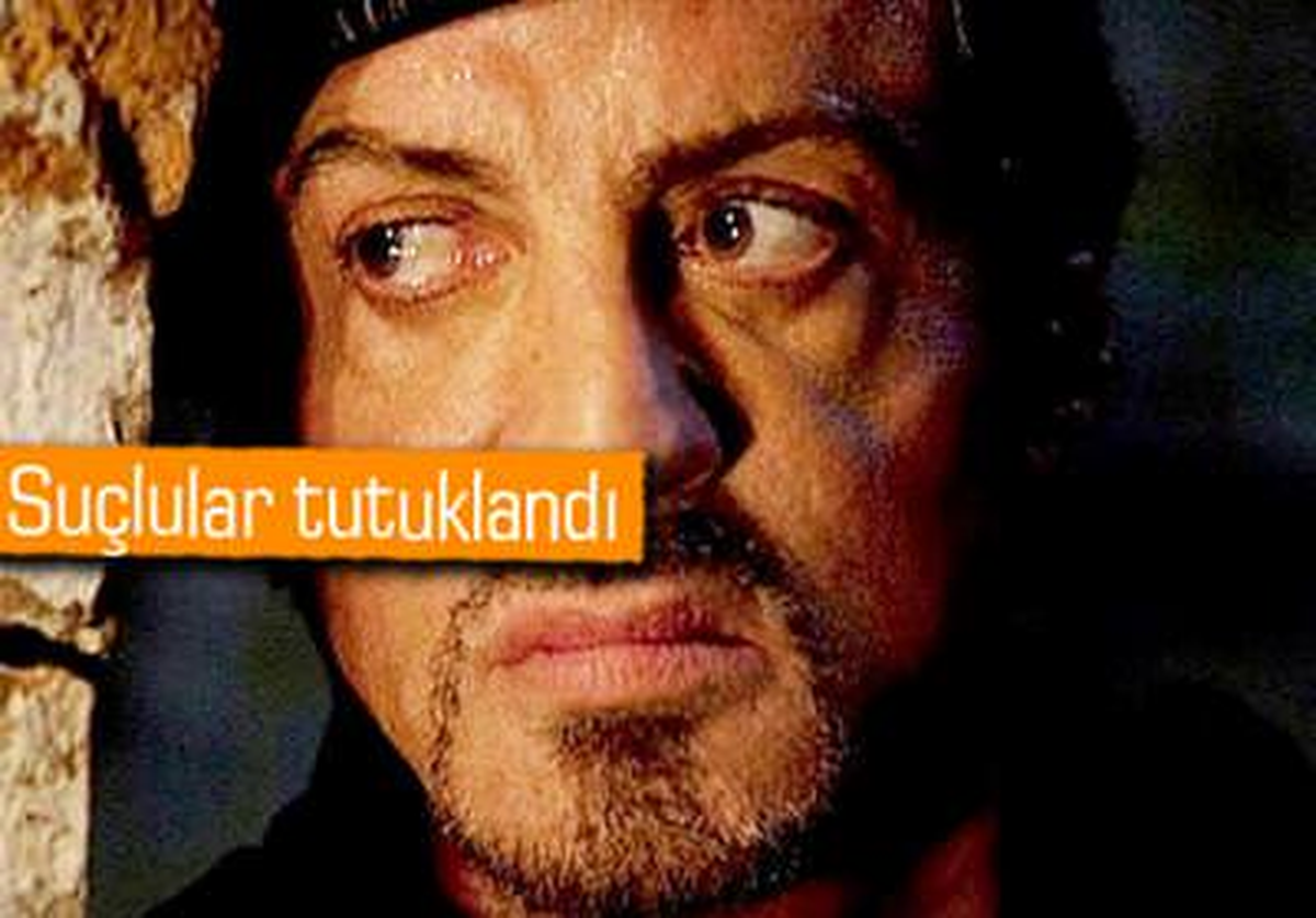 The Expendables 3\'ü Sızdıran İki Kişi Yakalandı