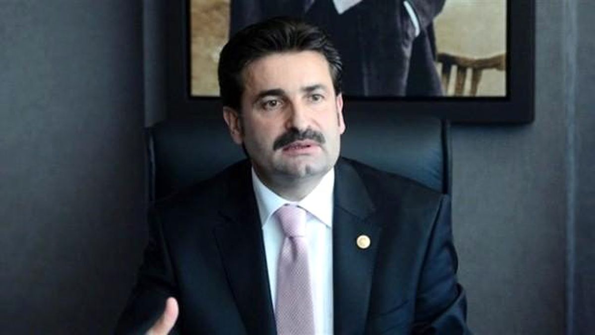 AK Parti\'li Üstün: "Tüpraş Bedava Su Çekme Hakkına Sahip Değildir"
