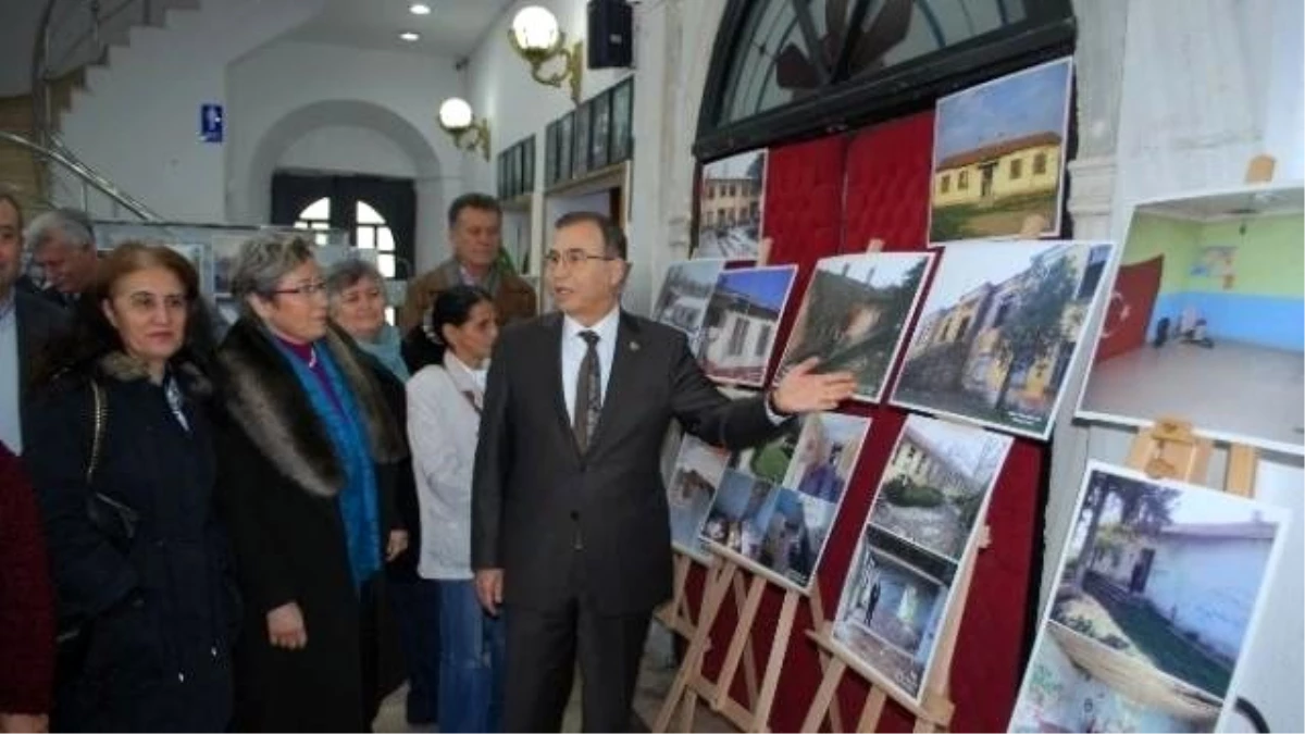 Demirel Mudanya\'da Köy Okullarının Fotoğraflarını Sergiledi