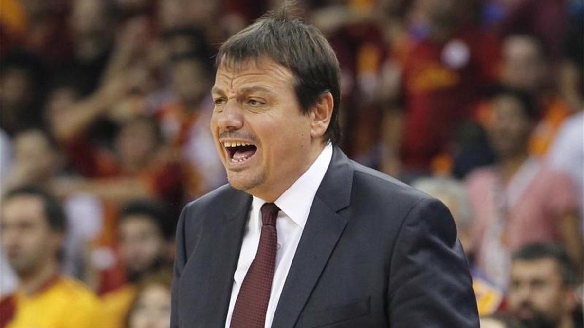 Ergin Ataman\'ın Talihsizliği | İşte O Anlar