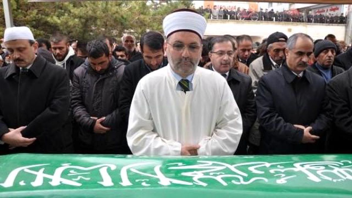 Kazada Ölen Otobüs Şoförü Toprağa Verildi