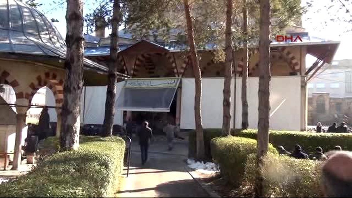 Kazada Ölen Öğretmenlerin Cenazesi Kurşunlu Caminde Kılındı