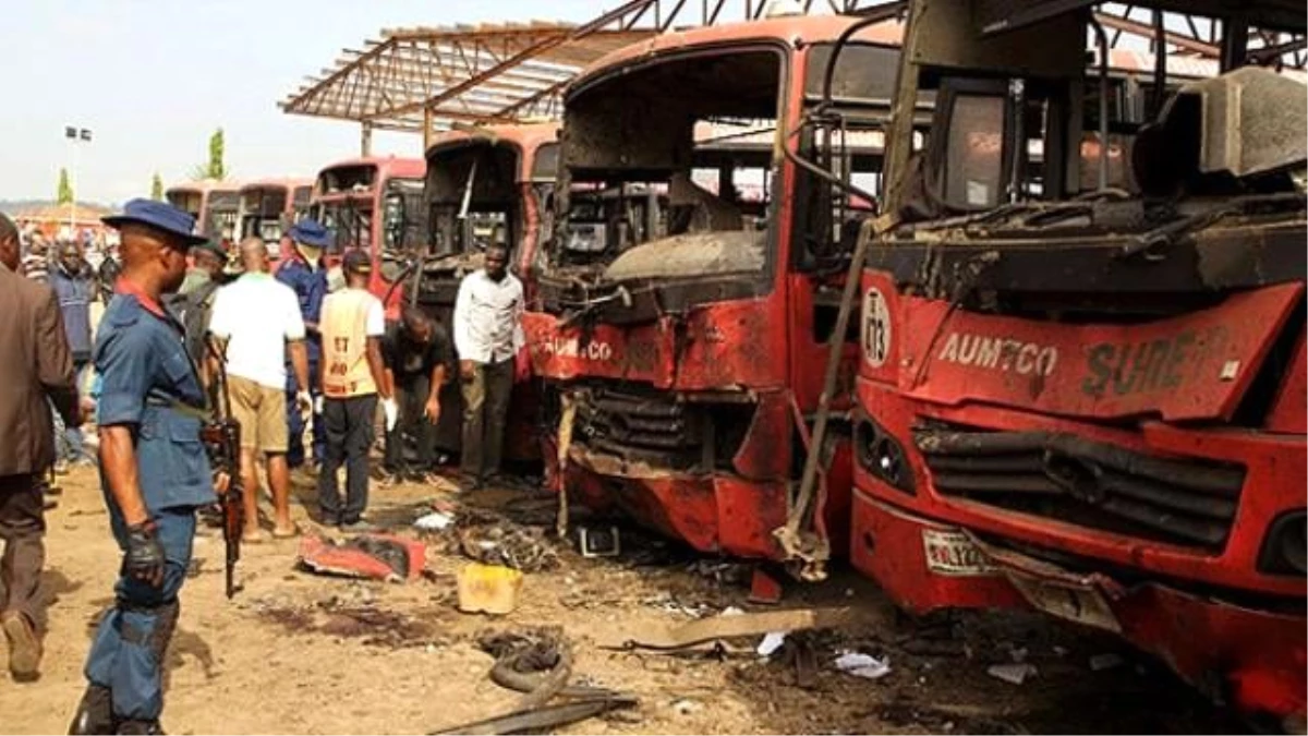 Nijerya\'da Otobüs Terminaline Bombalı Saldırı: 40 Ölü