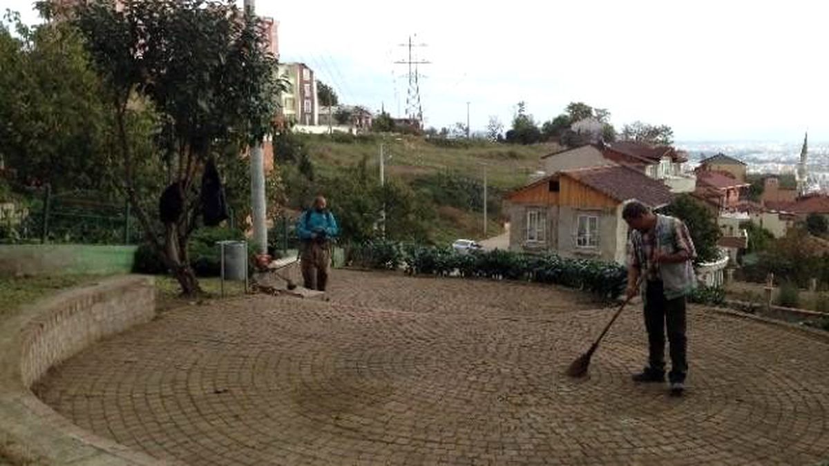 Parklarda Bakım Eksik Olmuyor