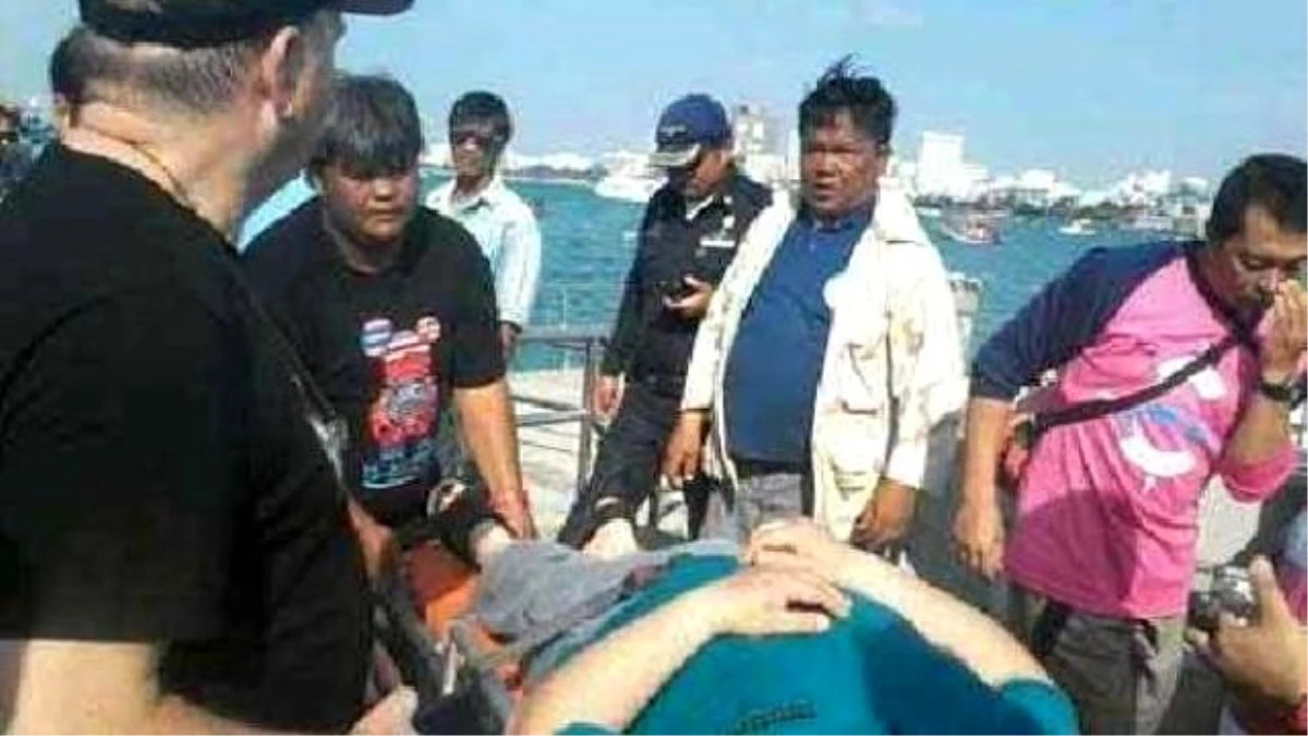 Tayland\'da Batan Teknedeki 8 Türk Turist Kurtarıldı