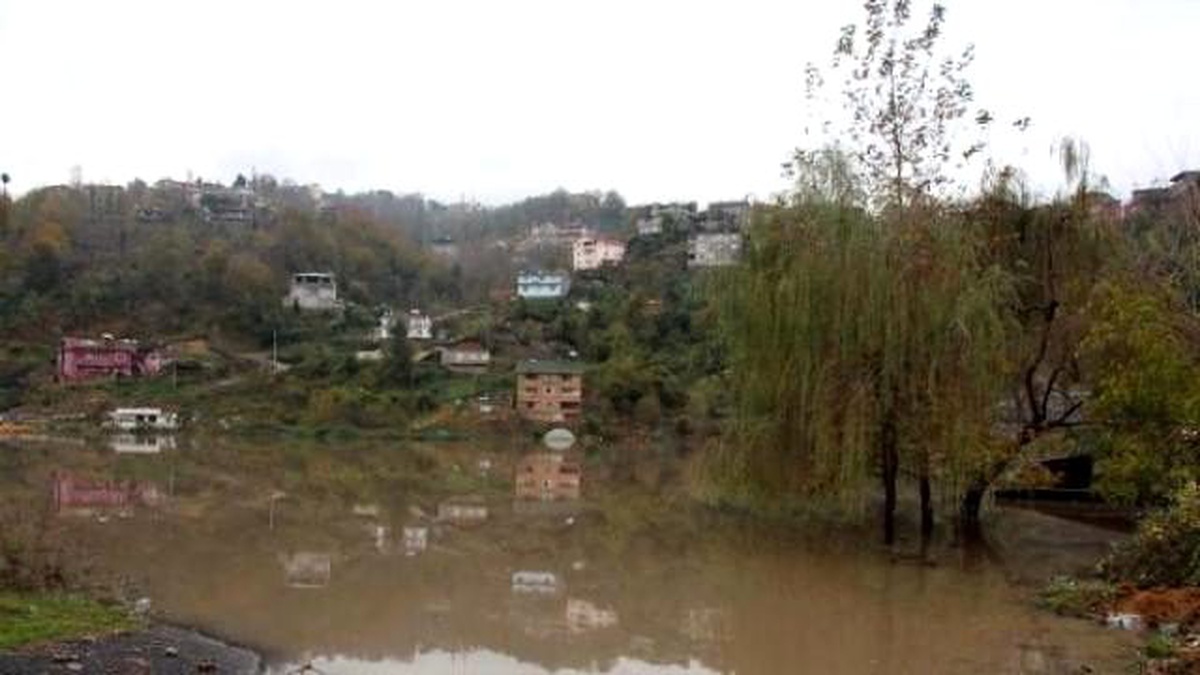 Zonguldak Belediyesi\'nin Asfalt Tesisi Su Altında Kaldı