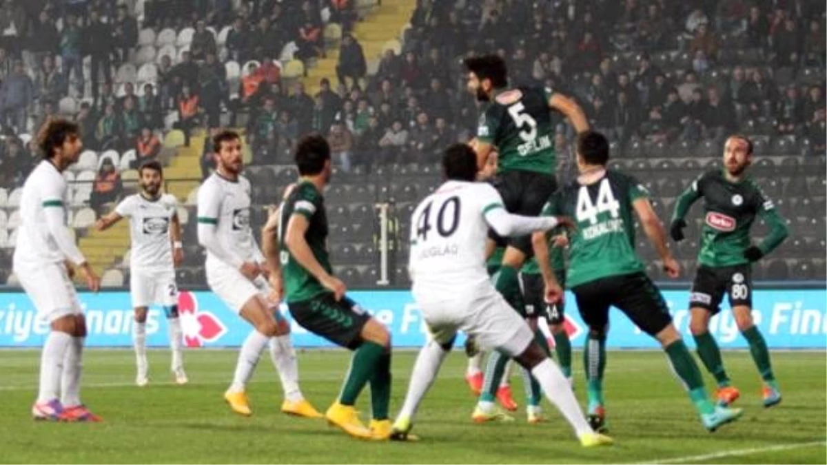 Akhisar Belediyespor-Torku Konyaspor: 0-0